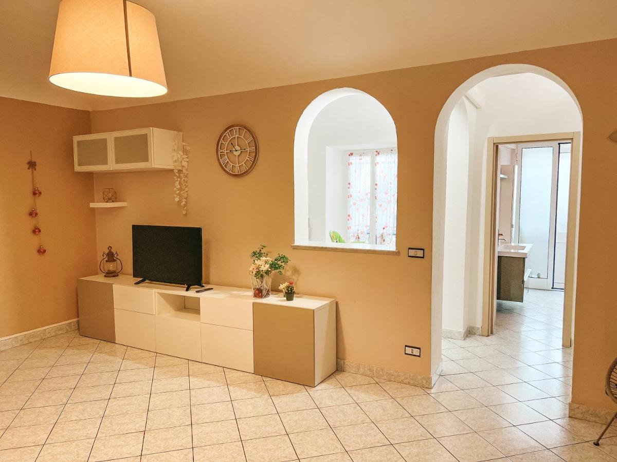 La Casa Di Ania Savona Exterior foto